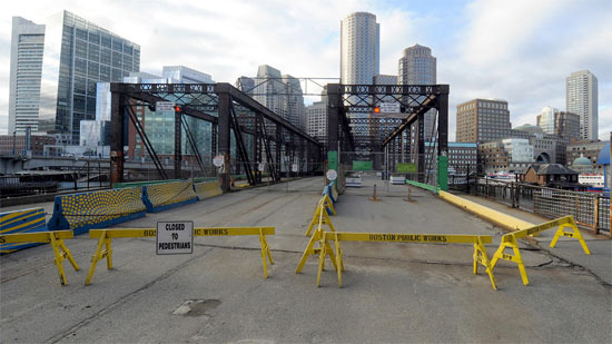closed bridge in south boston Seaport District